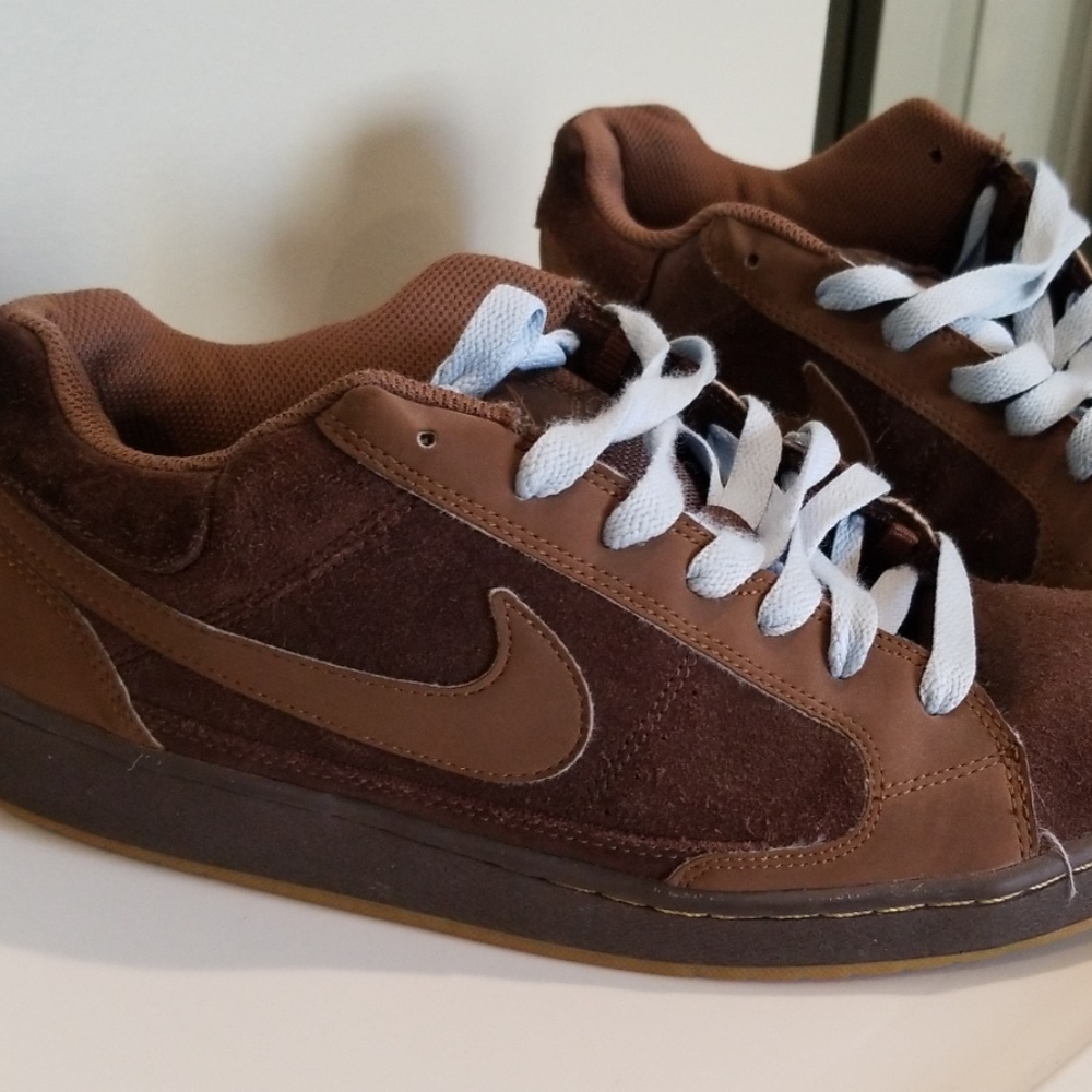 Nike NYX Puffy Skater Sneakers